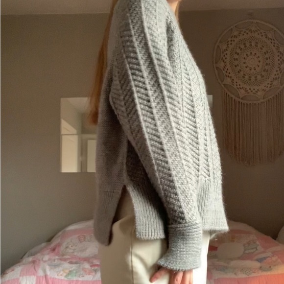 Grey Knit Sweater - Picture 4 of 4